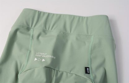 Women's Seamless Ultra Shorts Astonishing Goose-Sage green